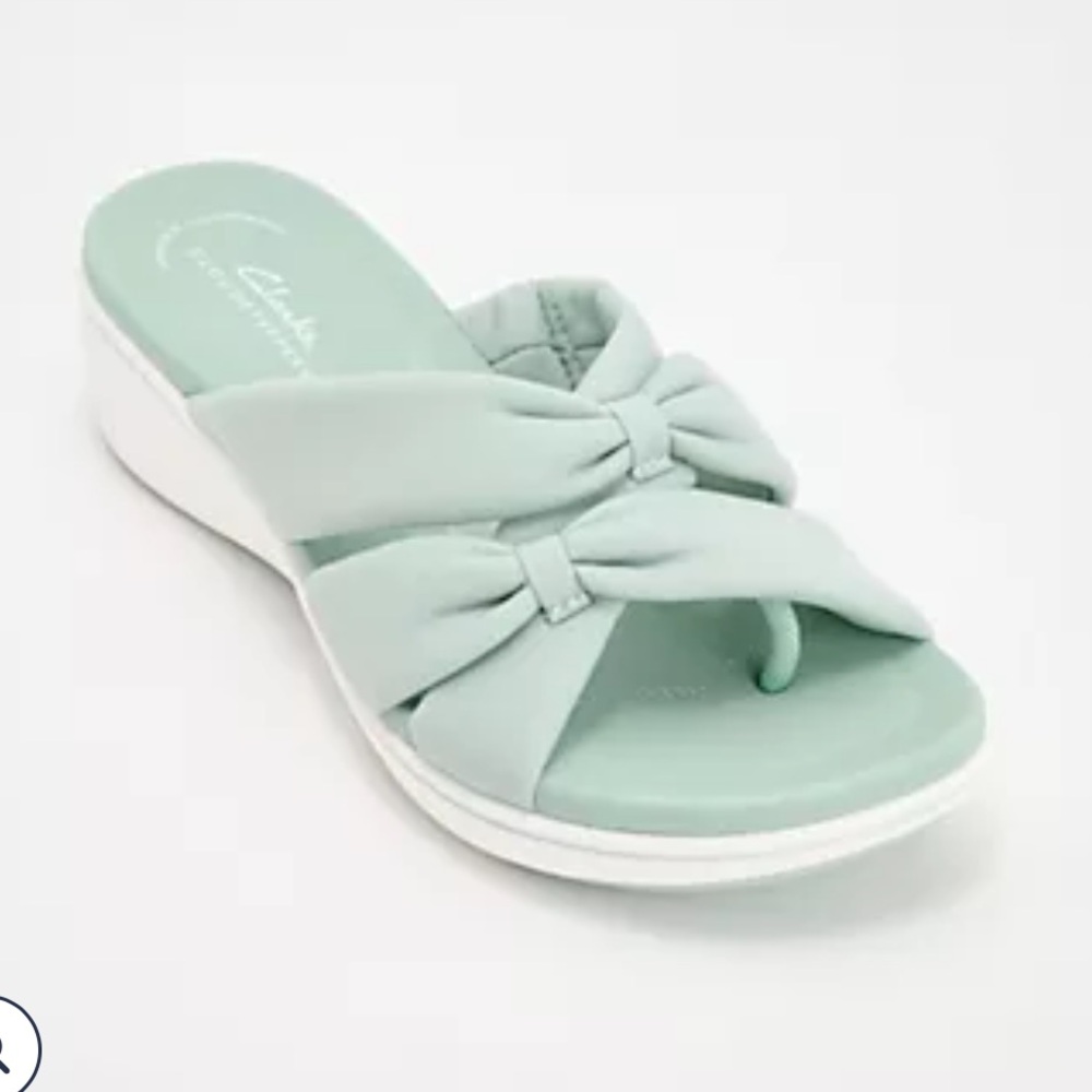 Clarks Cloudsteppers Breezerae Ava Thong Sandal in Mint Women’s Size 10